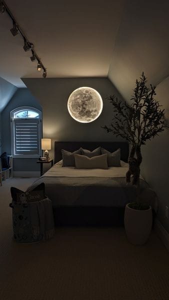Customer photo review of WOMO Mond/Erde Runde Wandleuchte-WM6102