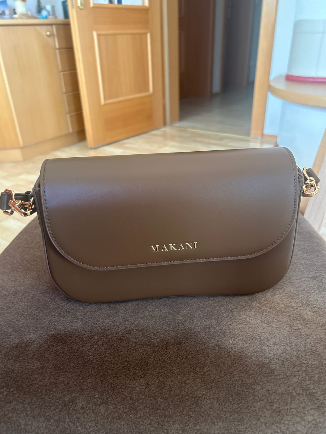 Customer photo review of CHLOIE - DARK BROWN