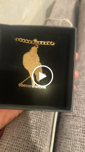 Customer video review of Custom Photo Engraved Pendant Necklace
