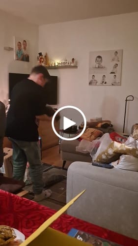 Customer video review of Thomas Muller Bayern Munich Special Edition Jersey Trikot Soccer Shirt