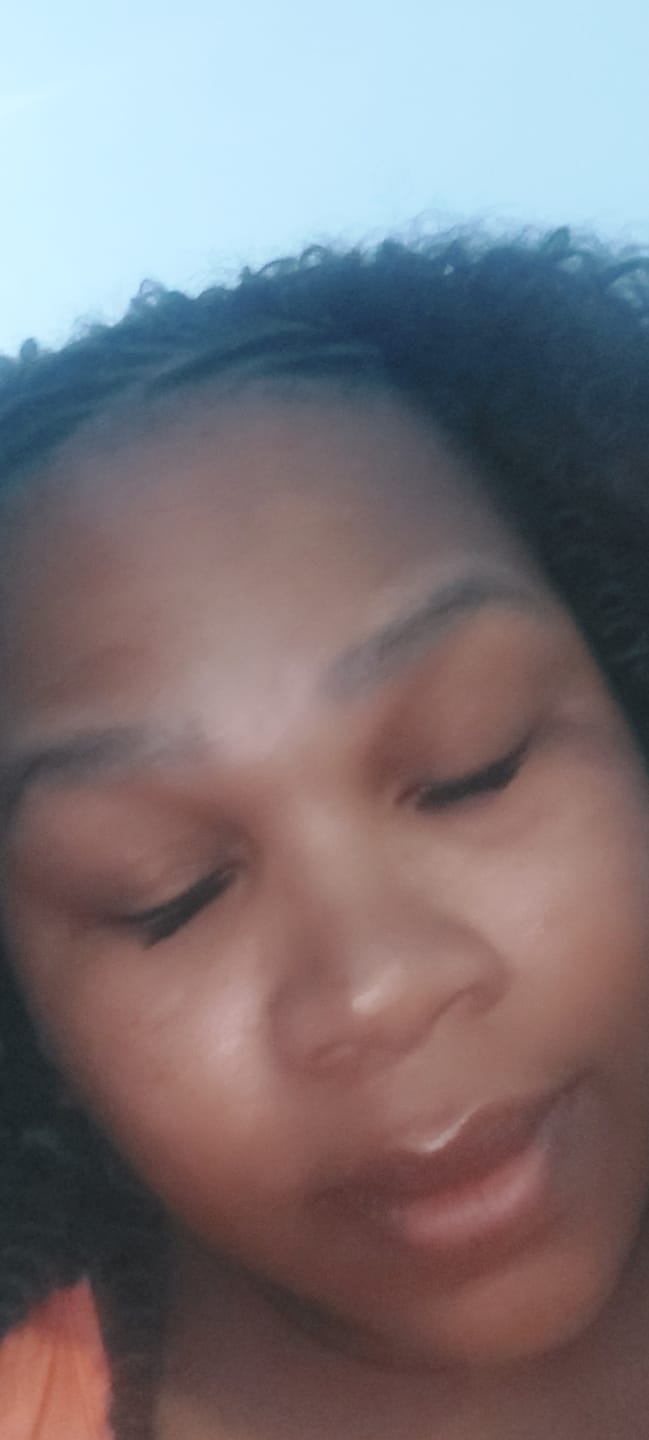 Customer photo review of LashXtend Invisible Lash Glue/Adhesive