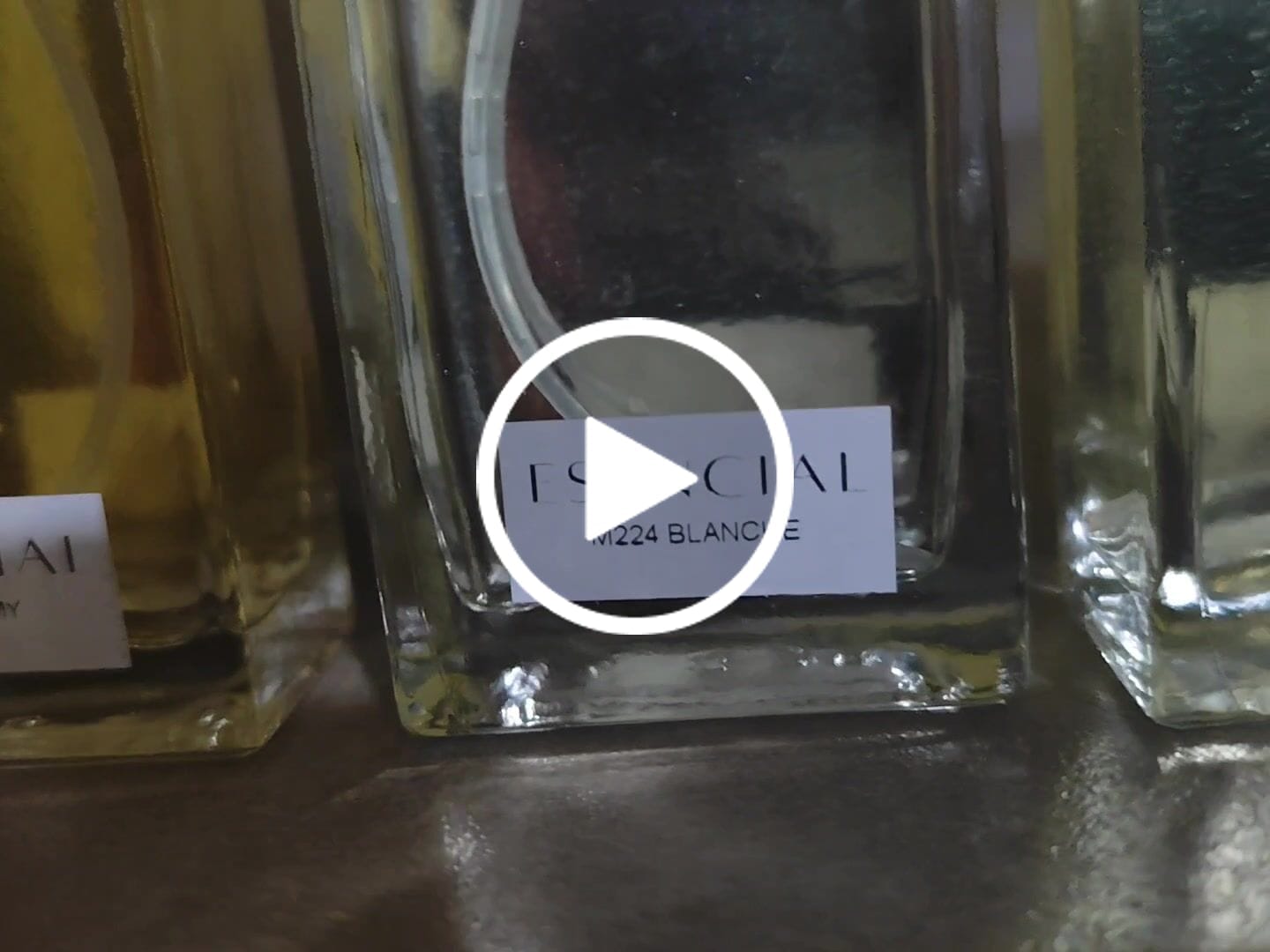 Customer video review of H059 Inspirado en: 212 Vip Black - Carolina Herrera