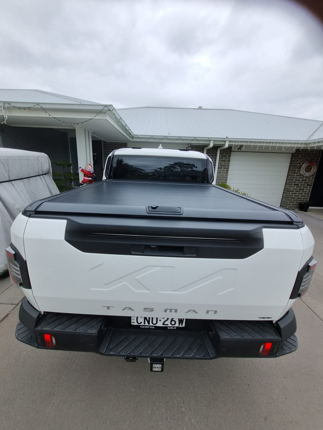 Customer photo review of Kia Tasman Roller Shutter 2025+ Gen2 Manual