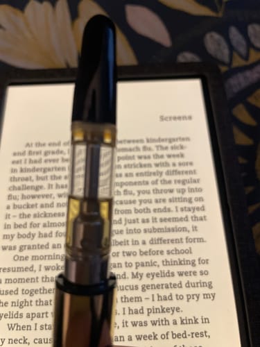Customer photo review of 1 Gram Delta-8 THC Full Spectrum Vape Cartridge | Ice Cream Cake - Hybrid