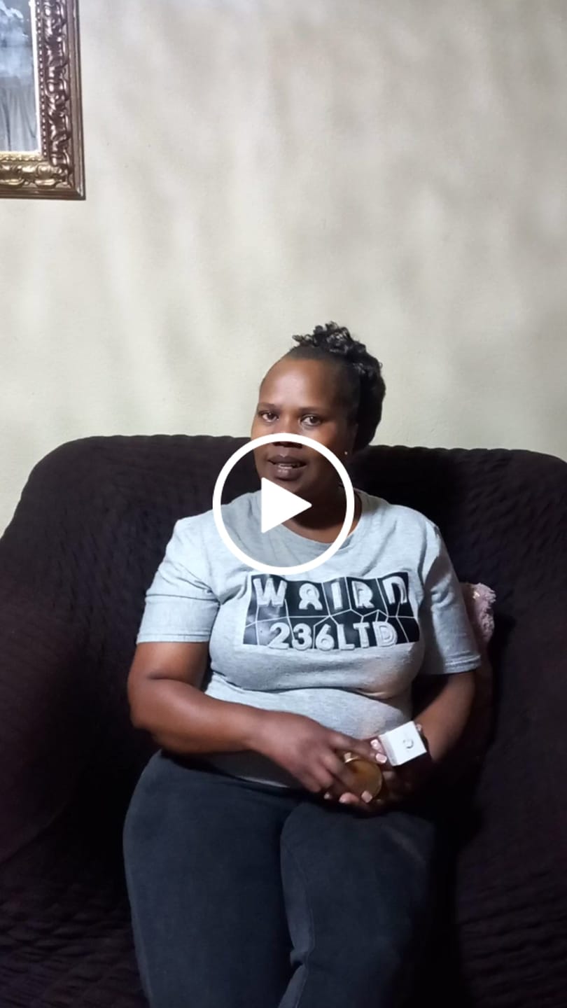 Customer video review of Buy a Noche Y Dia Vitamin C Serum, Get a Free Limited Edition Cosmetic Bag