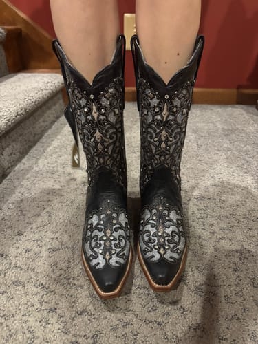 Customer photo review of Cowboy Boot Clarissa Black