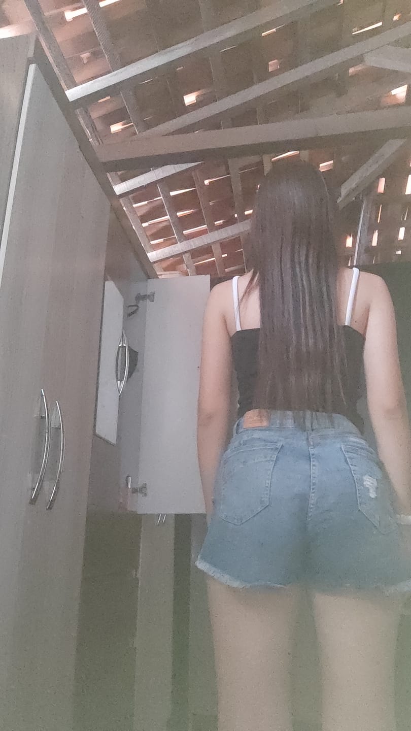 Customer photo review of Happy Hair 6 Potes + 6 Potes Grátis + 2 Colágenos + 1 Melatonina (Total 15 Potes)