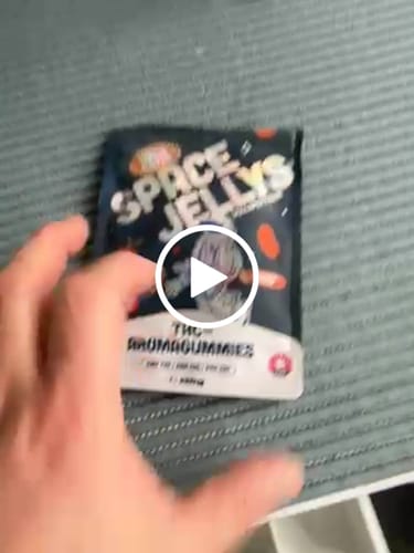 Customer video review of THC Spacejellies Vollspektrum