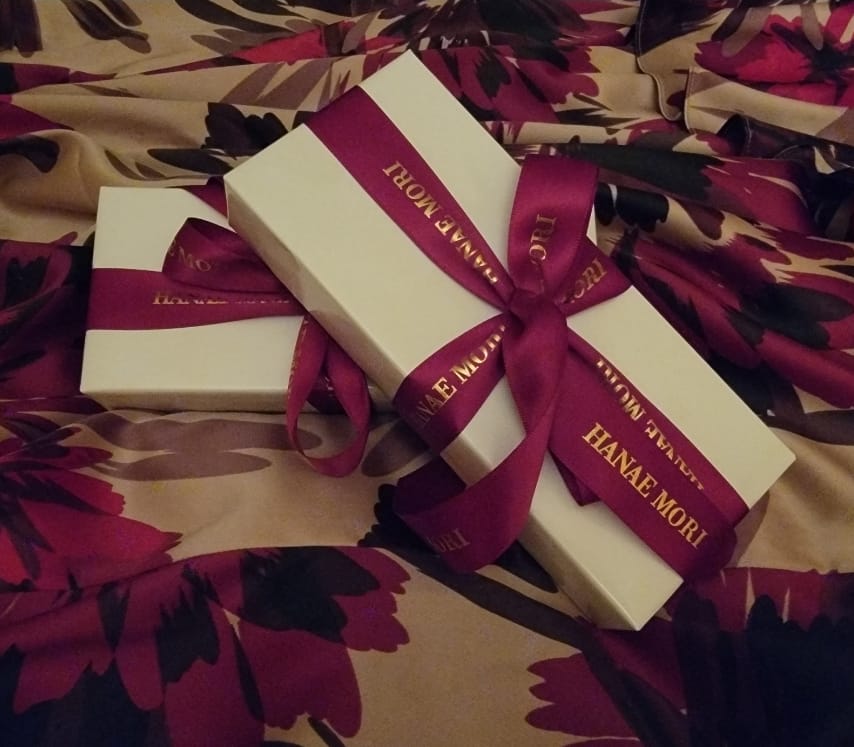 Customer photo review of Gift Wrap
