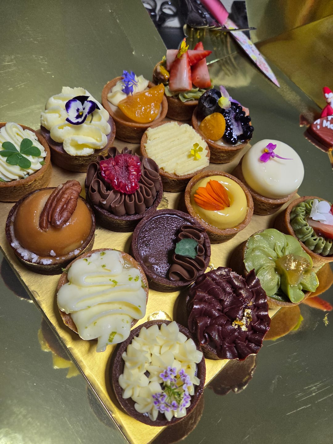 Customer photo review of Christmas Connoisseur 16pcs
