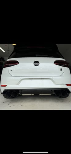 Customer photo review of EVO-1 Rear Diffuser for Volkswagen Golf MK7.5R 2018-2021