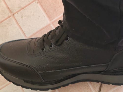 Customer photo review of Tenis Toronto - Moka