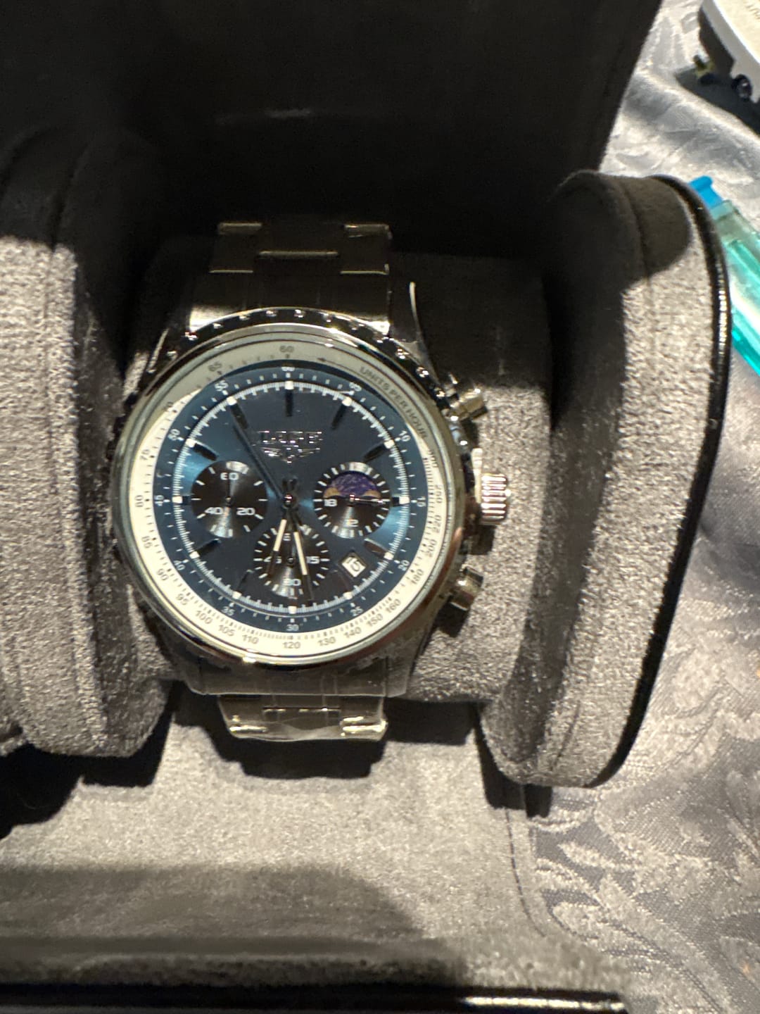 Customer photo review of The Monarch