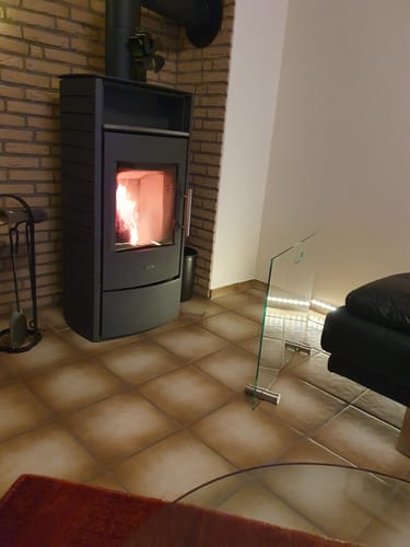 Customer photo review of Kaminschutzgitter aus Spezial-Sicherheitsglas, Hitzeschutz Funkenschuztgitter aus echtem ESG-Glas