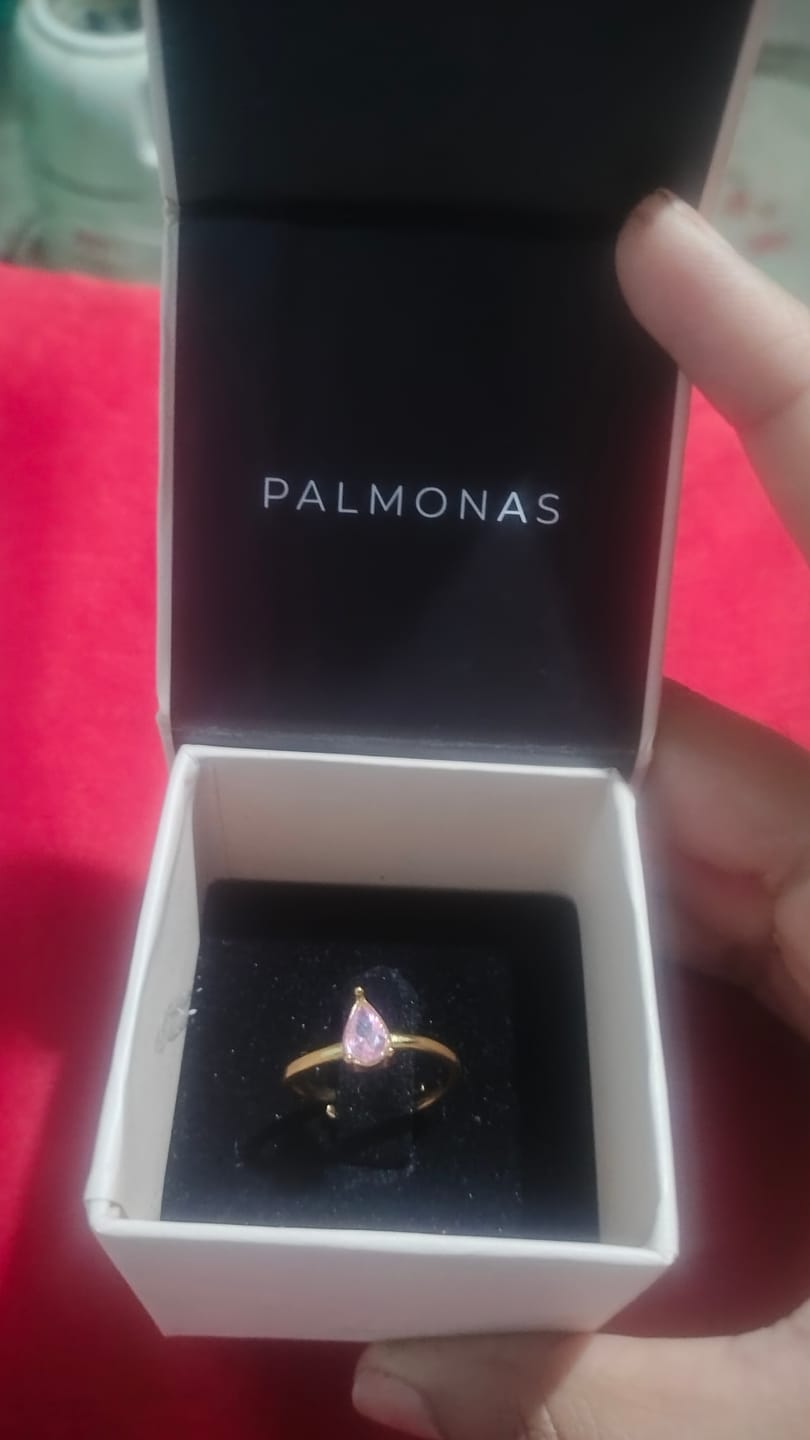 Customer photo review of Droplet Blush Ring
