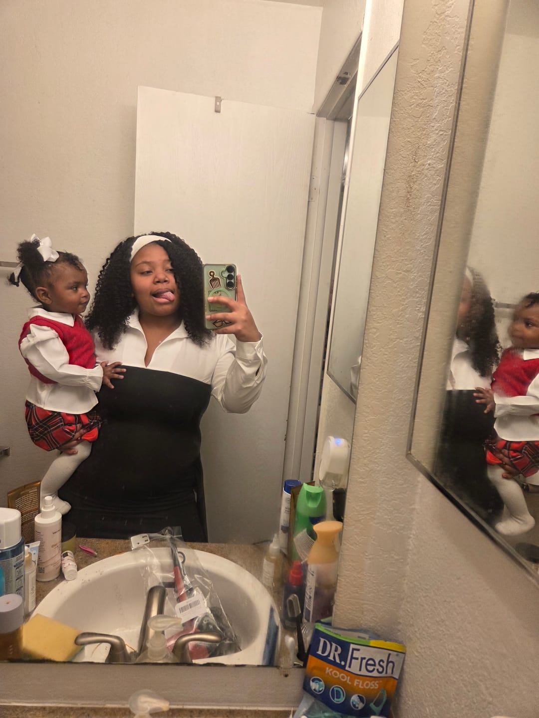 Customer photo review of Invisible Edge Clip In Hair Extensions Multi-Textured Kinky Curly