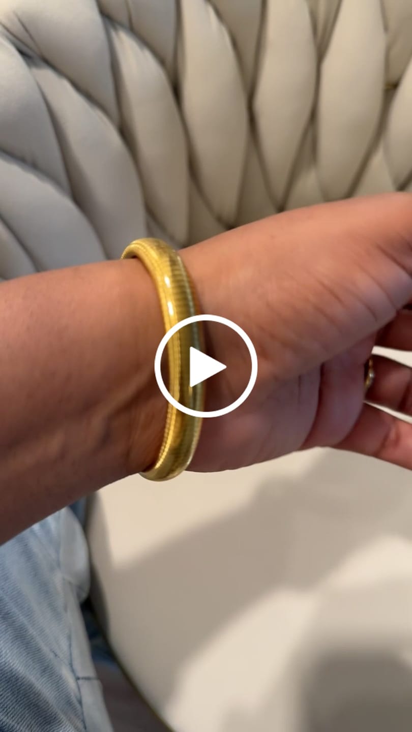 Customer video review of Ibiza Chunky Bangle (Bundle)