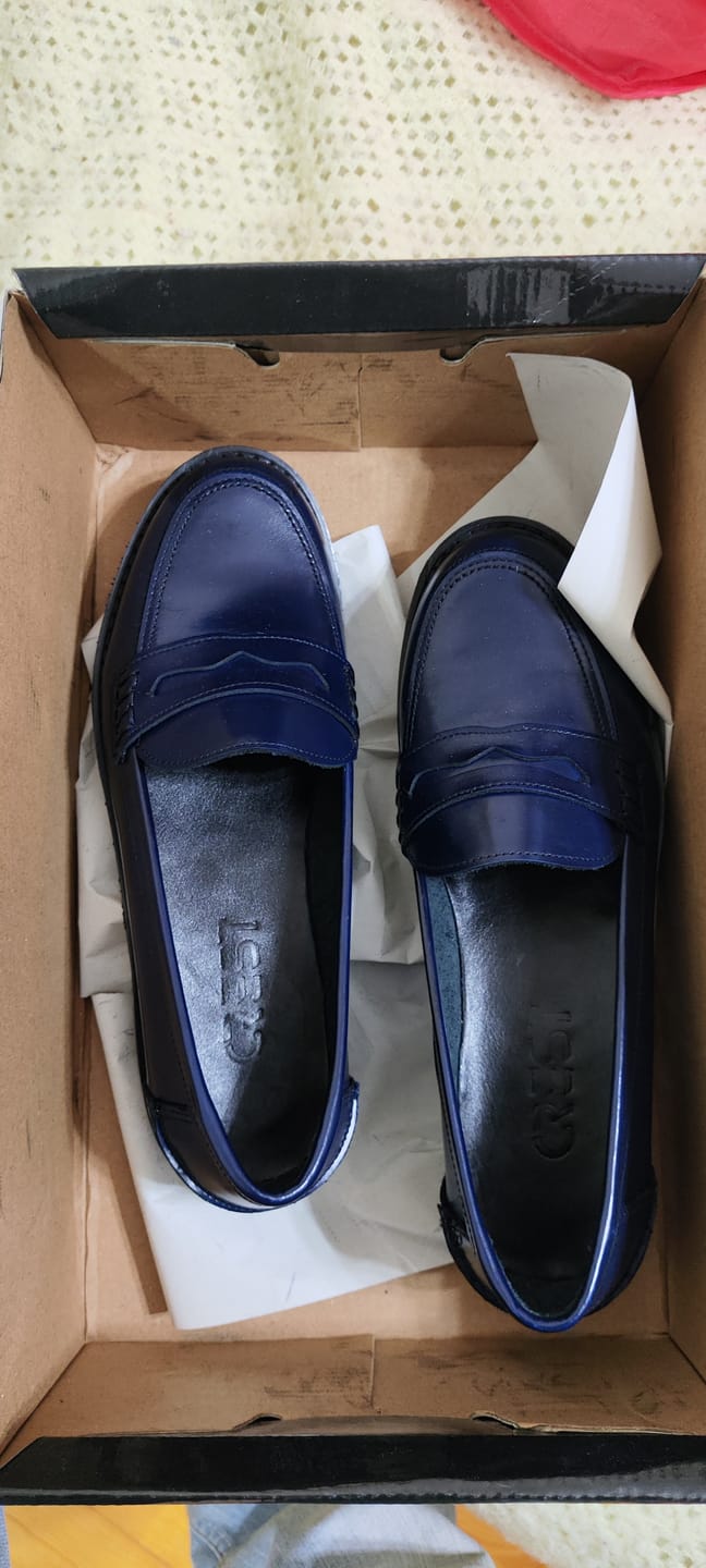 Customer photo review of Emmeline | Women College