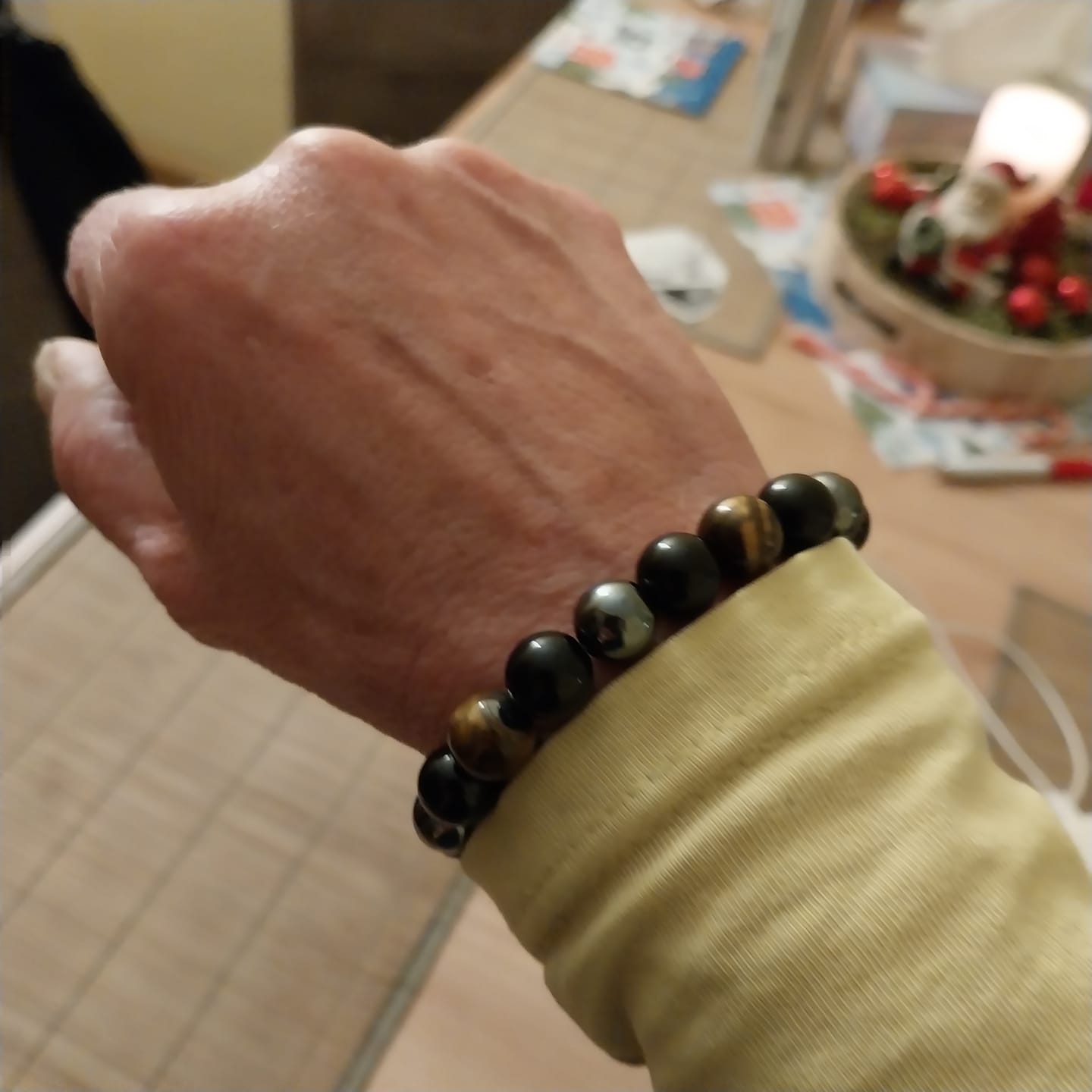 Customer photo review of DREIFACHER SCHÜTZER Tigerauge - Hämatit - Schwarzer Obsidian