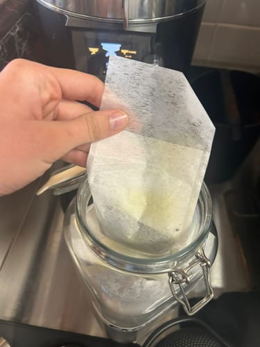 Customer photo review of Minoxidil DOUBLE ACTION FOAM, MEN ONLY 3x60ml Pack