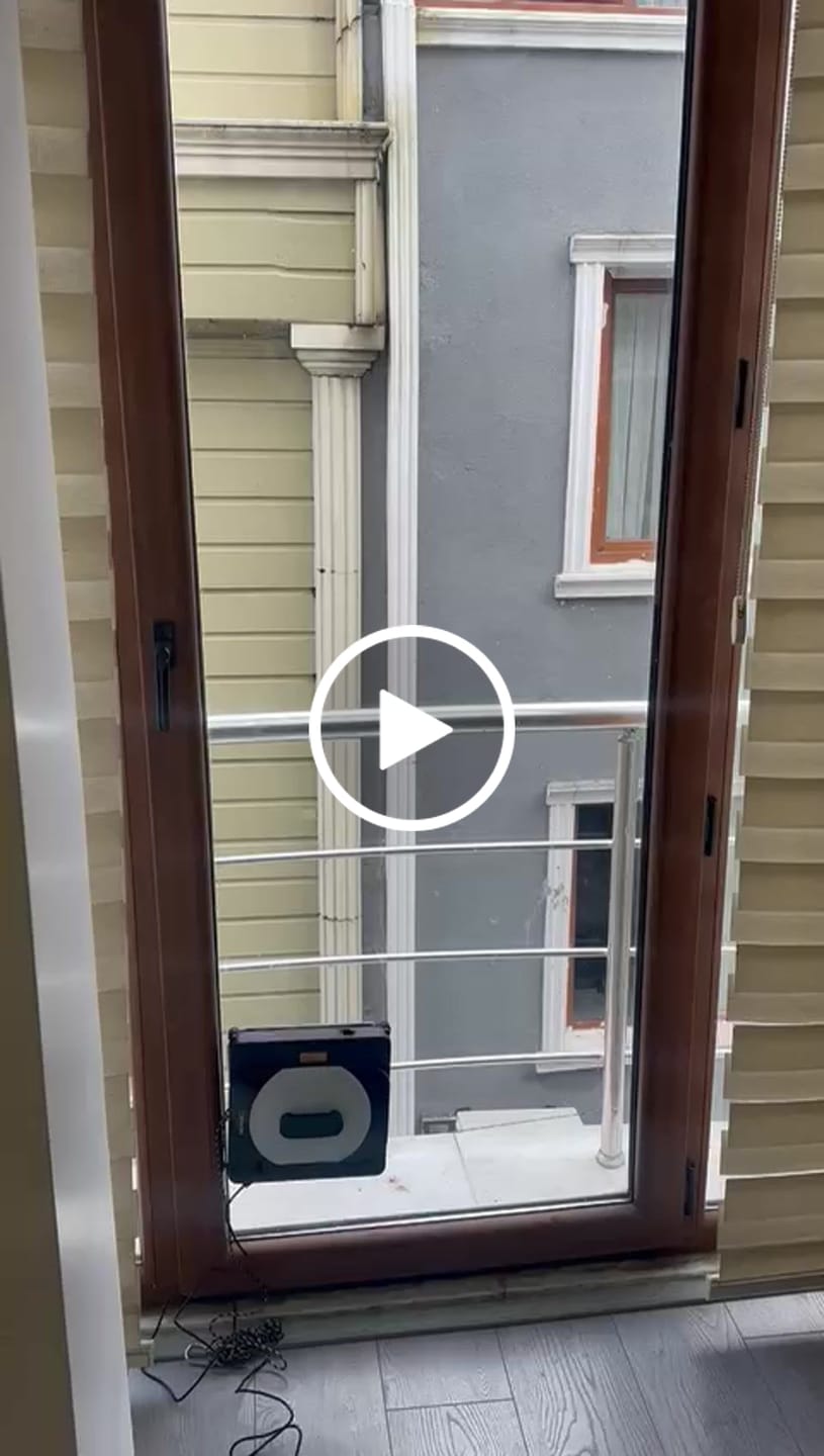 Customer video review of Elo Cam Temizleme Robotu ve Mop 6 Adet
