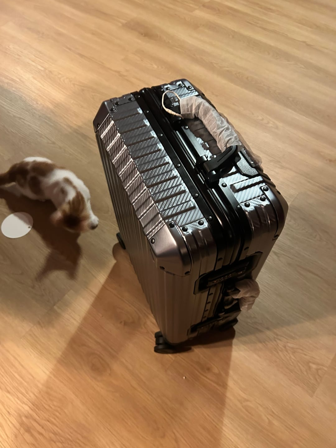 Customer photo review of TREVA Aluminum Suitcase Gunmetal