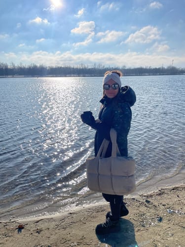 Customer photo review of LIAM - BLACK