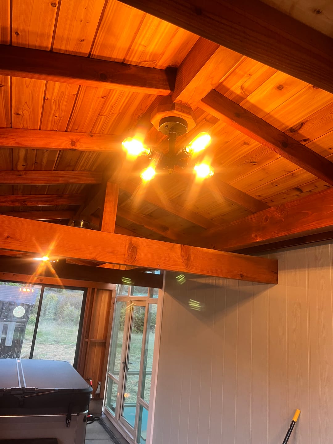 Customer photo review of LED Filament ST19 Vintage Bulb - 4.5 Watt - 40 Watt Equal - Dimmable