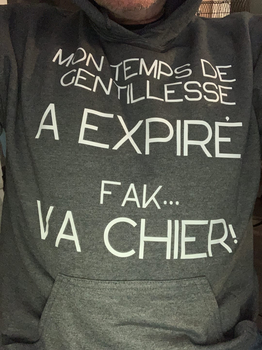 Customer photo review of HOODIE / TEMPS DE GENTILLESSE EXPIRÉ