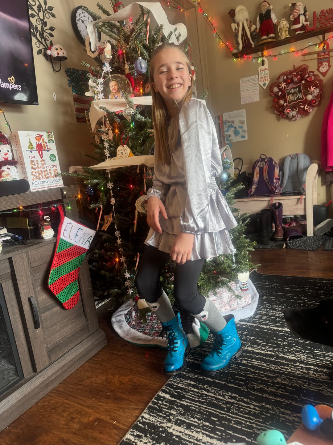 Customer photo review of Comfortable Genuine Leather Boots With Laces And Inside Zippers