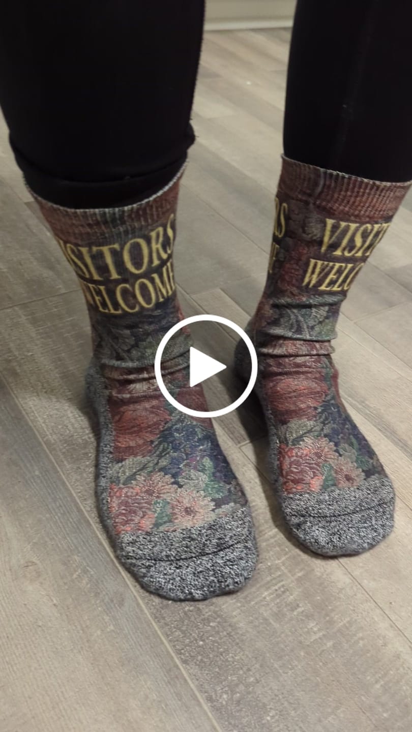 Customer video review of The Foyer Florals