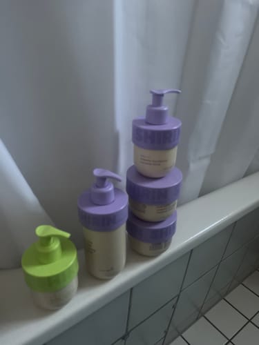 Customer photo review of Glowmas Set Creamy Blueberry Caramel Bliss