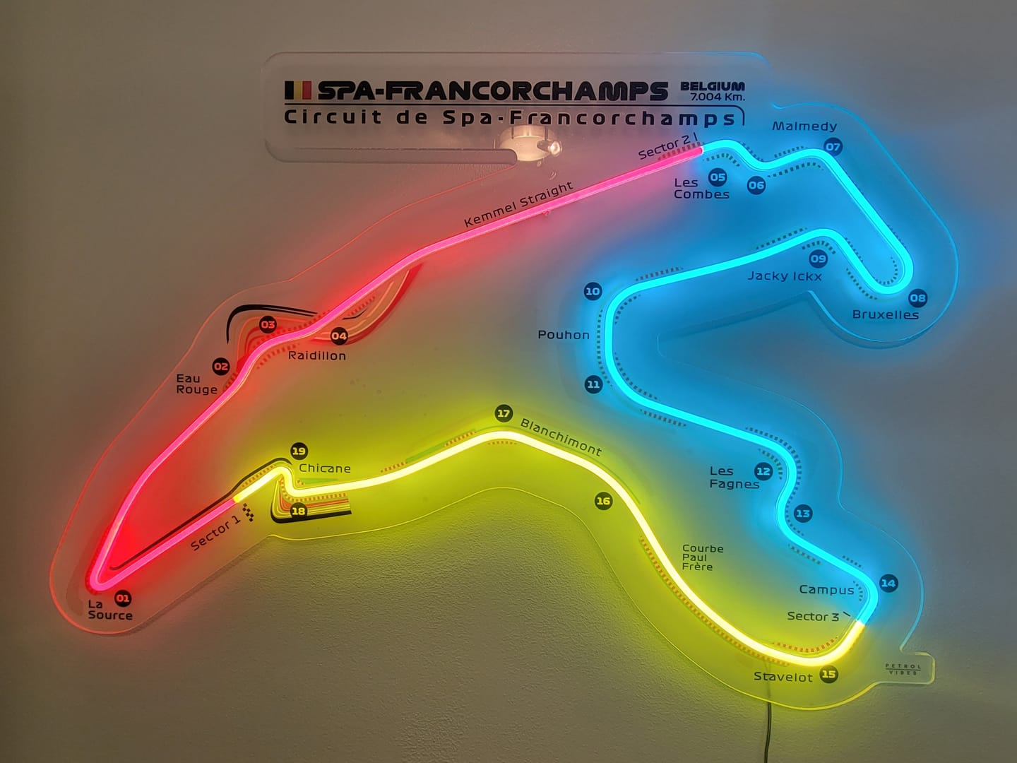 Customer photo review of Circuit De Spa-Francorchamps Neon Race Track
