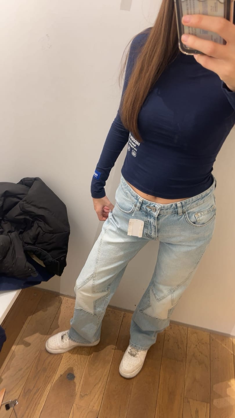 Customer photo review of LABEL LONGSLEEVE TOP NAVY