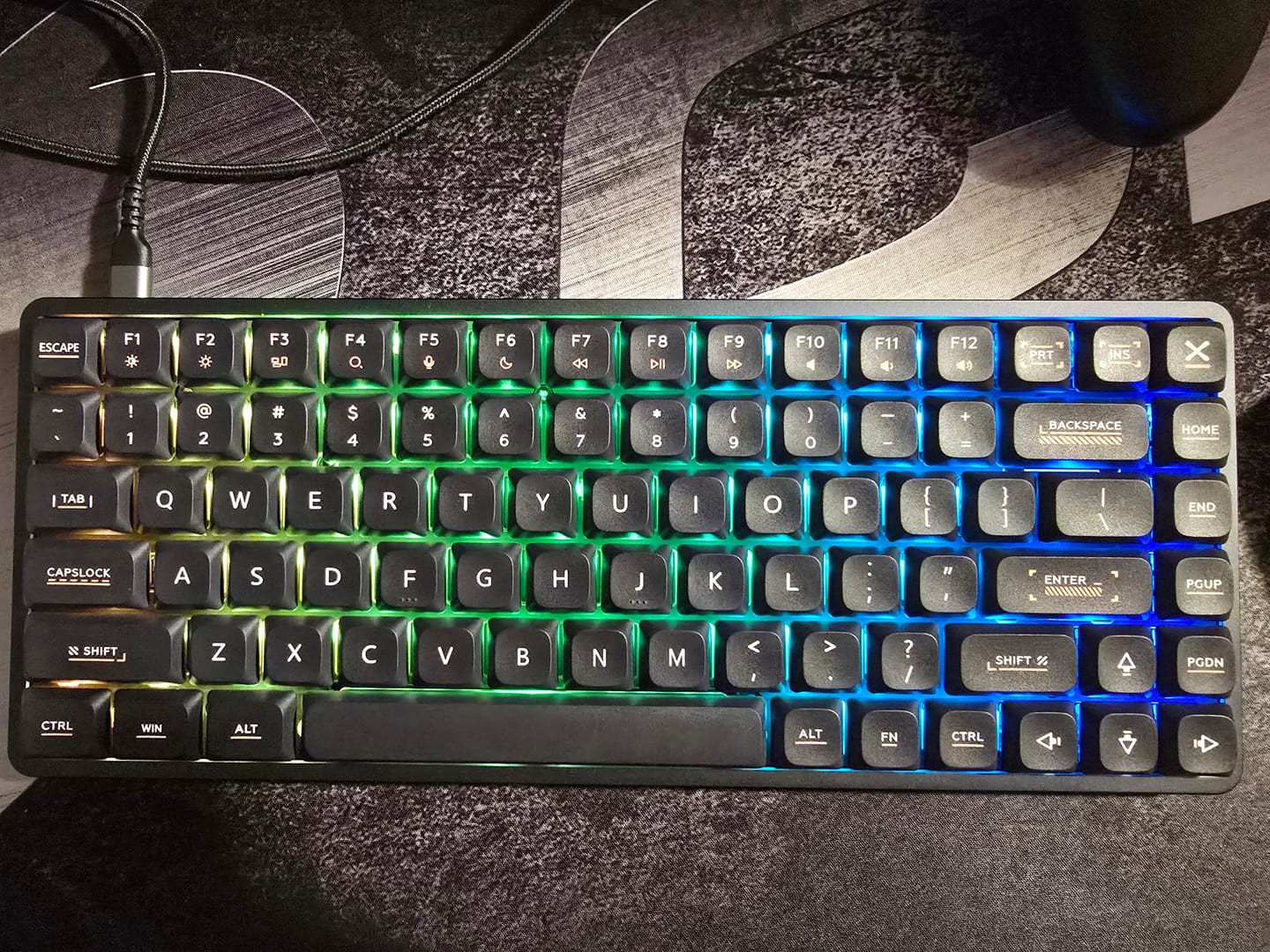 Customer photo review of IQUNIX Magi75/96 Aluminum Low Profile Mechanical Keyboard