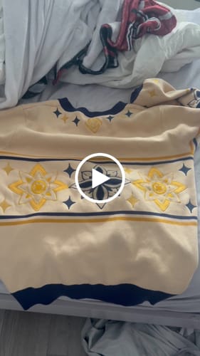 Customer video review of Albedo Sweater Preorder
