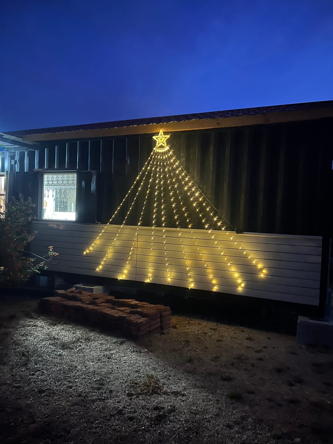 Customer photo review of Estrella Navidad Solar - 3 m Luz Cálida/Multicolor 300 Leds