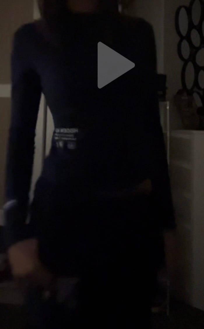 Customer photo review of LABEL LONGSLEEVE TOP NAVY