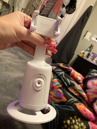 Customer photo review of Smart360 AI Motion-Tracking Phone Camera Mount