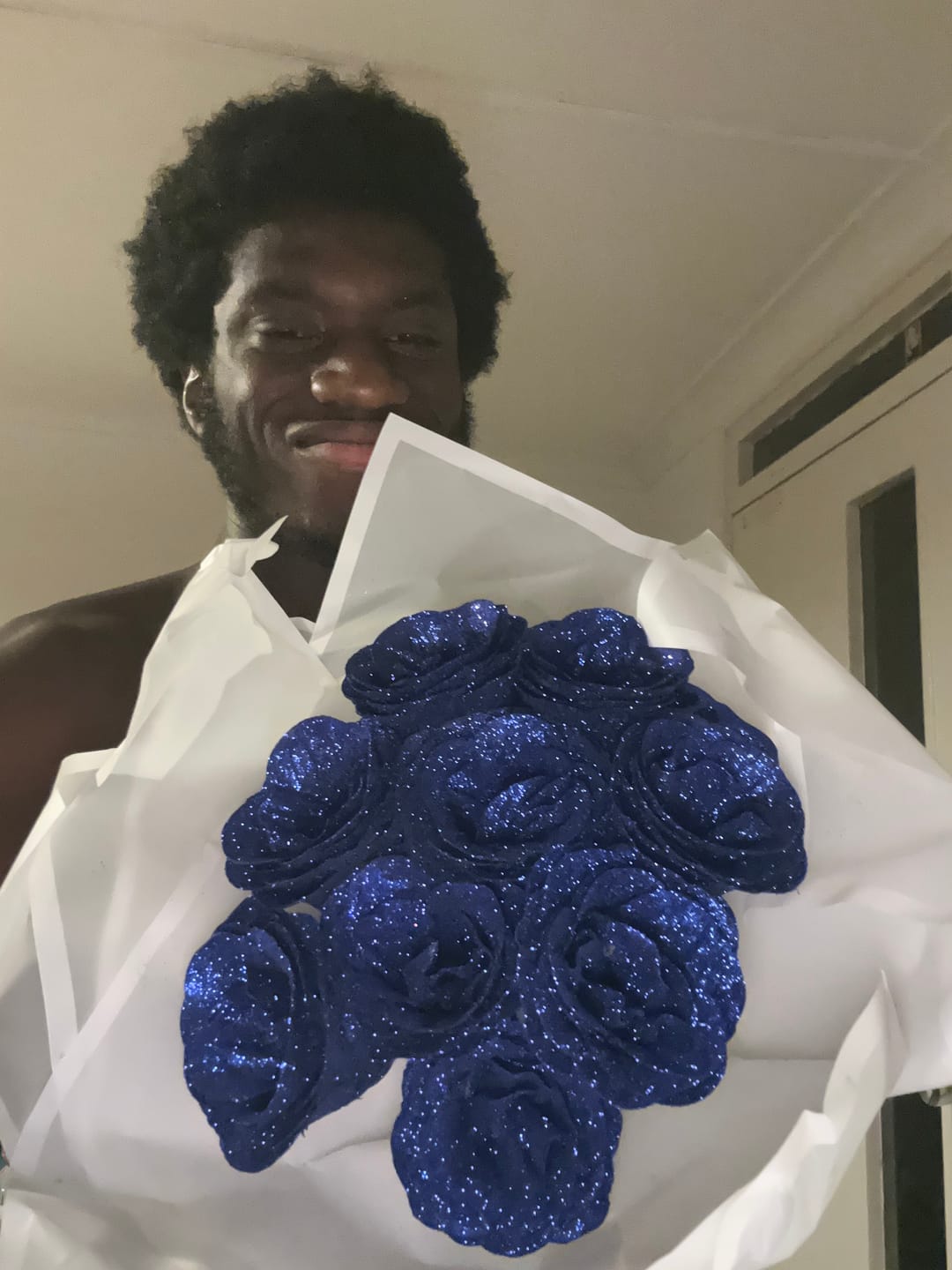 Customer photo review of Glitter Rose Bouquet