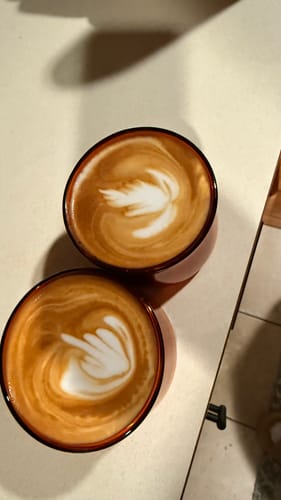 Customer photo review of FLUR Latte Glasses