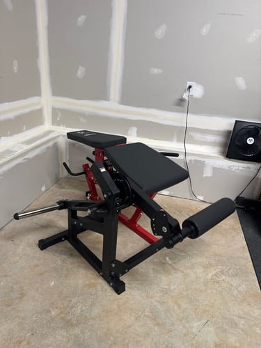 Customer photo review of TAWERET™  1:1 Cable Ratio Leg Extension and Curl Machine