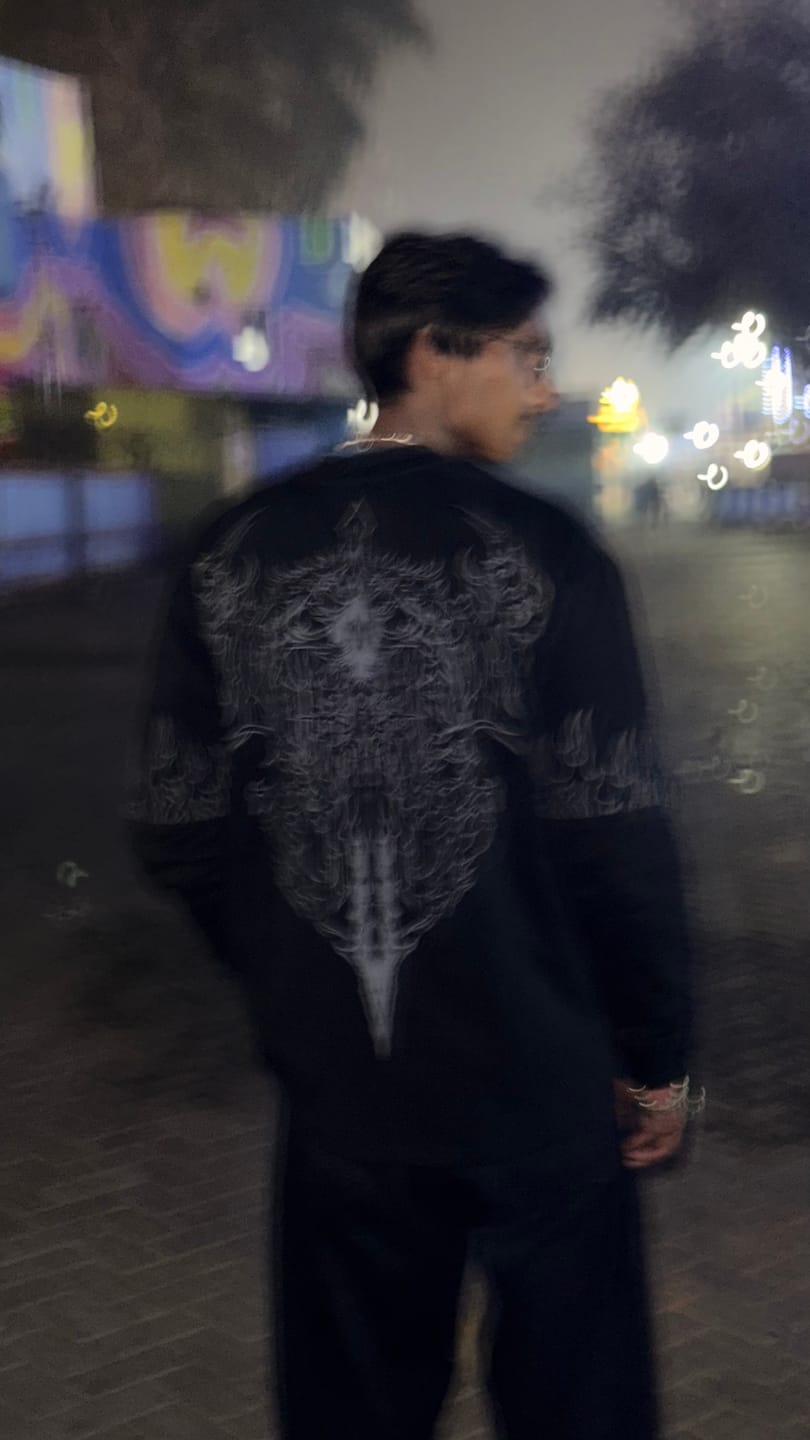 Customer photo review of SOULFLAME OVERSIZED T-SHIRT [GHOST]