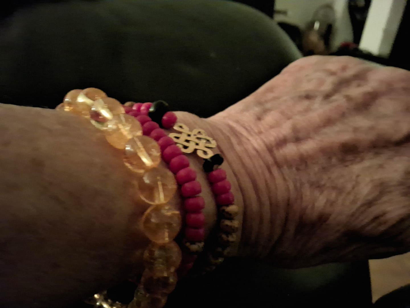 Customer photo review of Citrin Armband - Lebensfreude