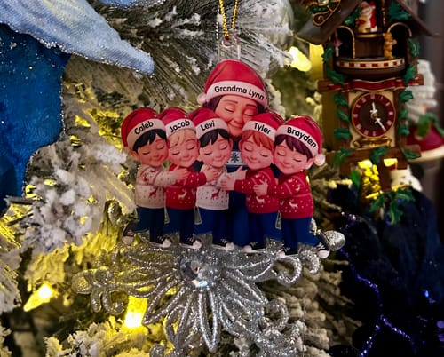 Customer photo review of Personalized Grandma Hugging Grandkids Ornament With 1-6 Names & Christmas Sweater Design | Heartfelt Gift For Grandparents Kids
