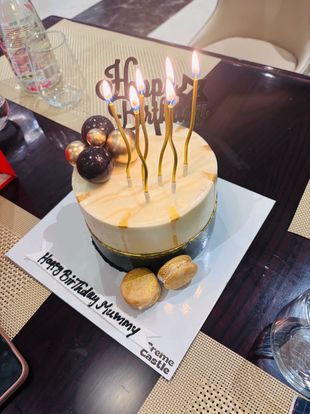 Customer photo review of Gold Splash Blue Cake