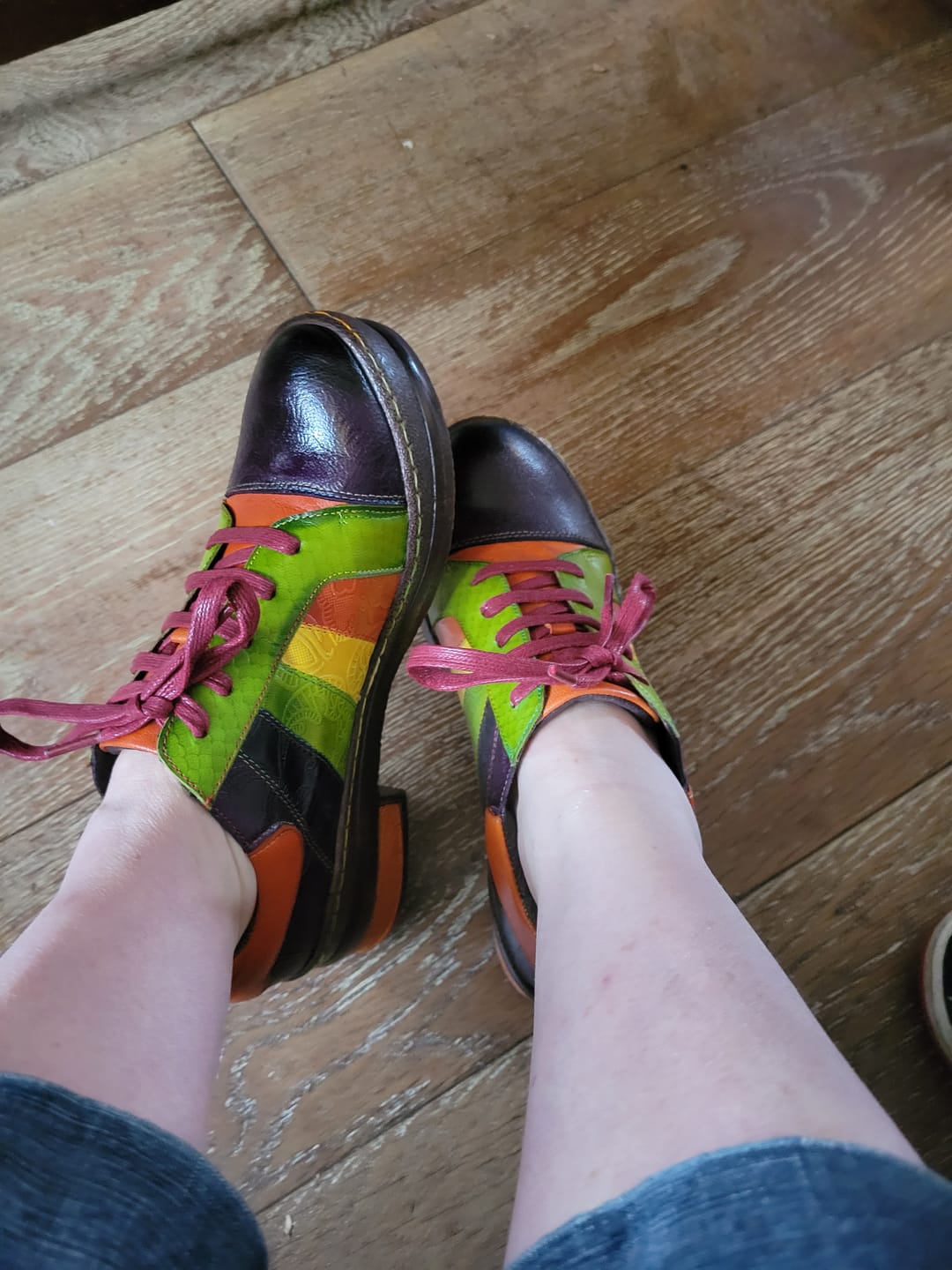 Customer photo review of Retro Hand-polished Rainbow Flat Shoes