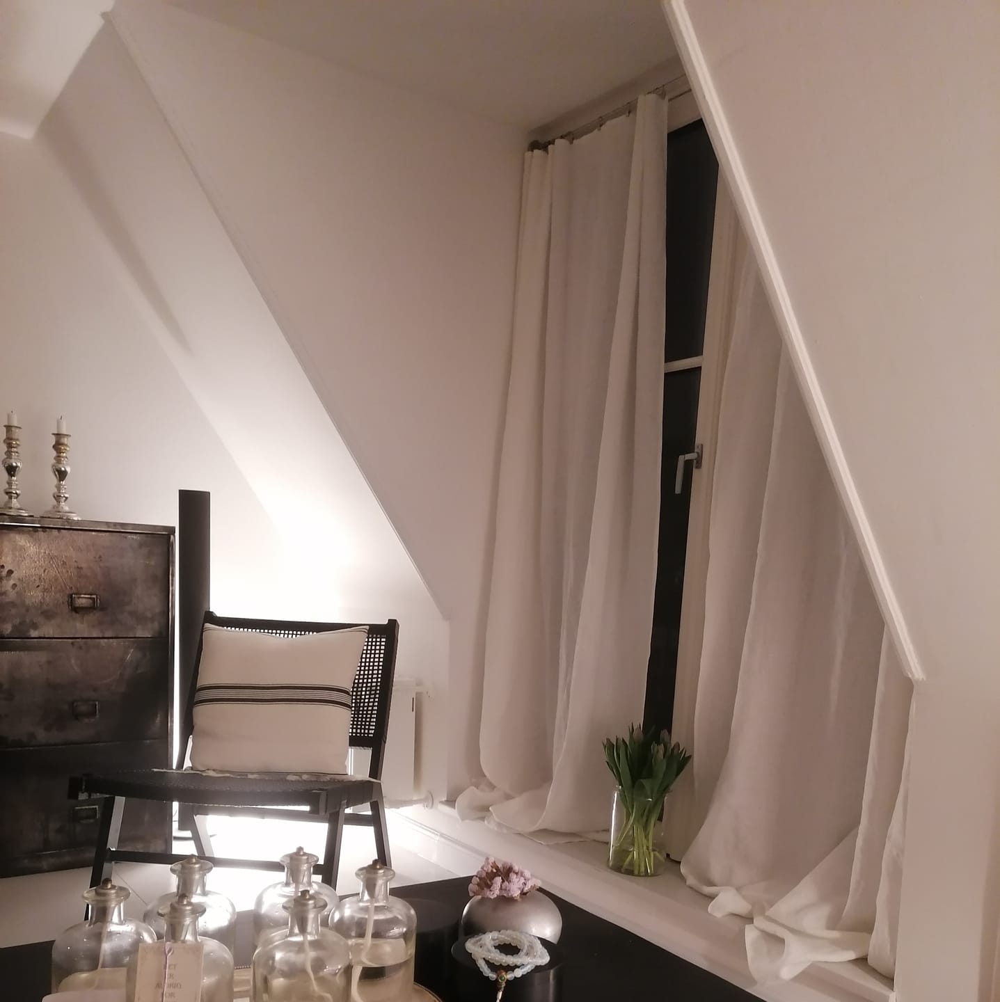 Customer photo review of Natural Soft Washed White Linen Tablecloth