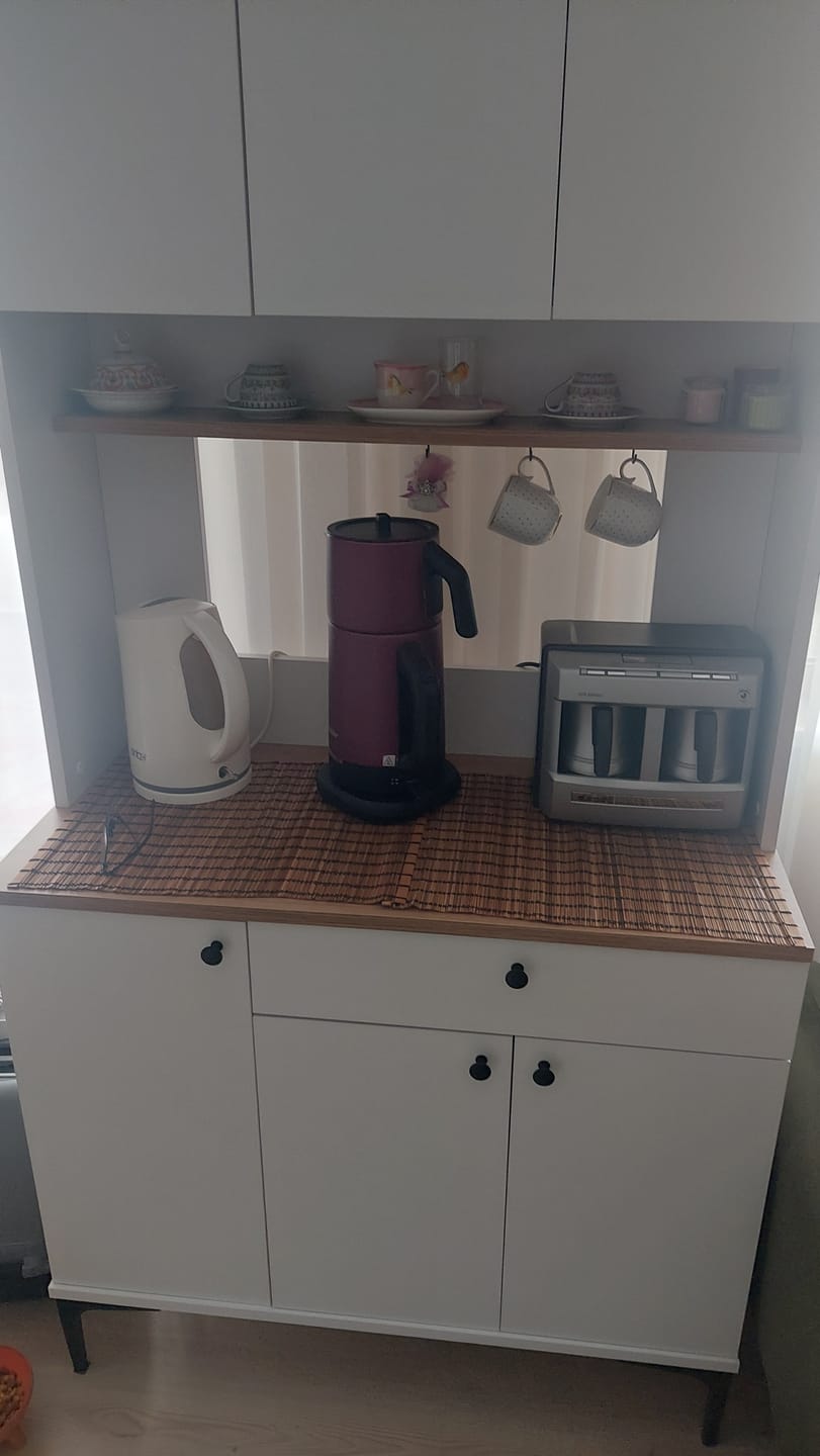 Customer photo review of Rani JE196 Çok Amaçlı Dolap 6 Kapaklı 1 Çekmeceli Kiler Mutfak Dolabı Sepet Ceviz - Beyaz