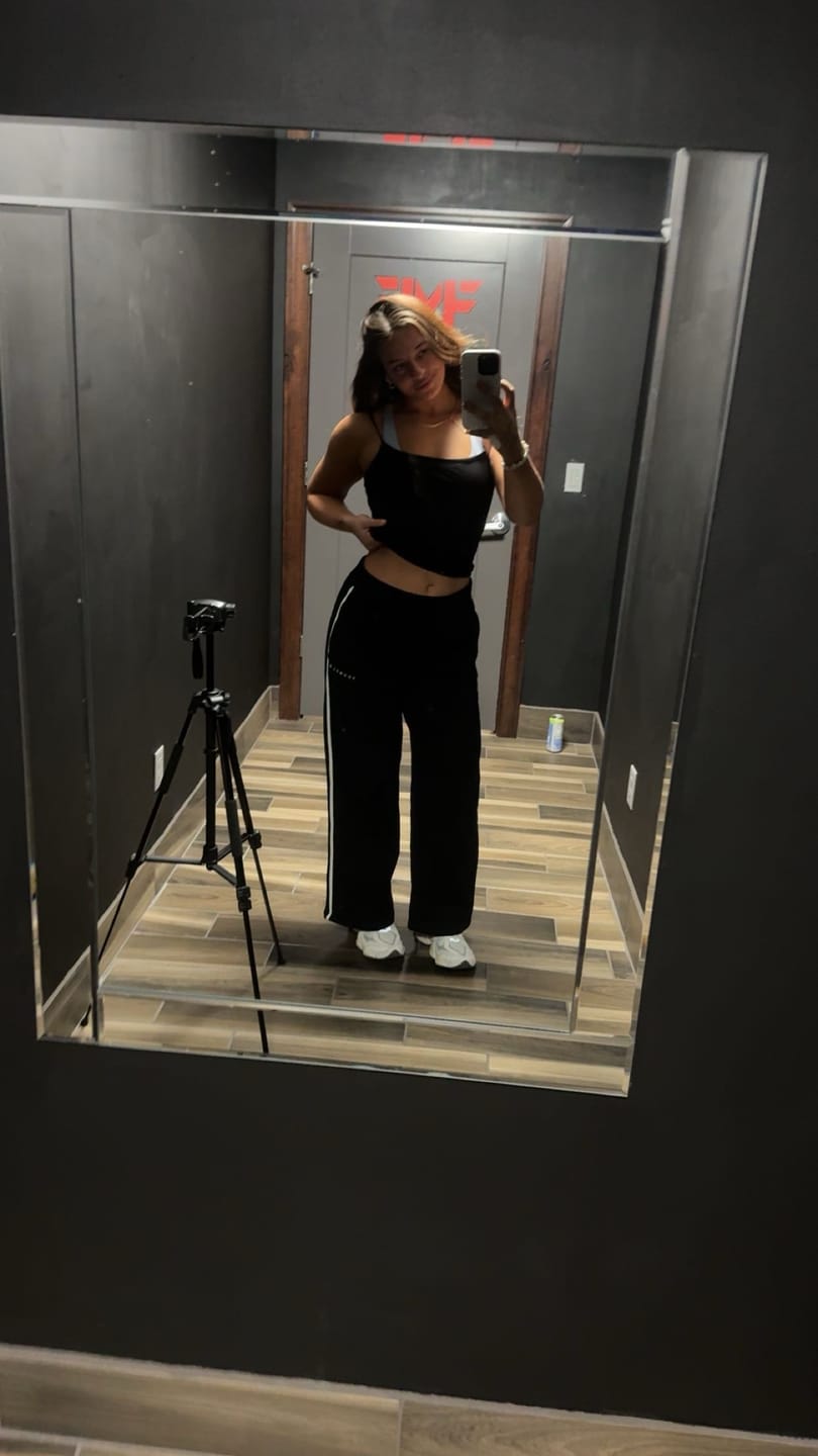 Customer photo review of W239 - Streak Joggers
